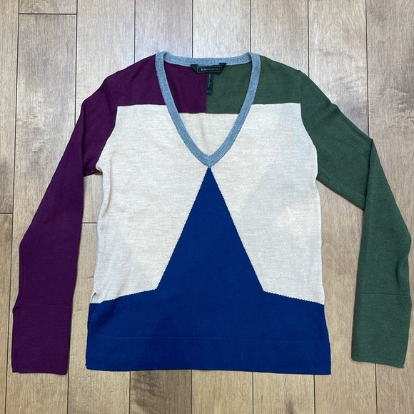 BCBG Maxazria merino wool geometric block color sweater pullover XXS v neck - Picture 7 of 11